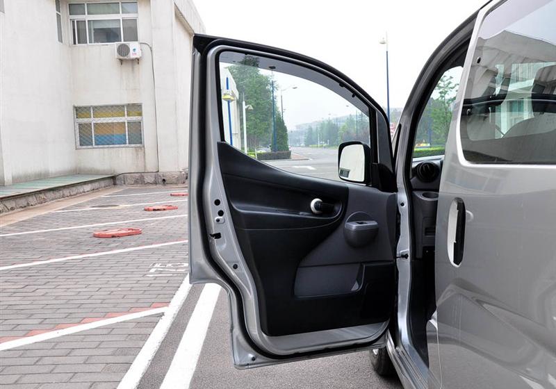 鄭州日產 日產NV200 2010款 1.6 豪華型