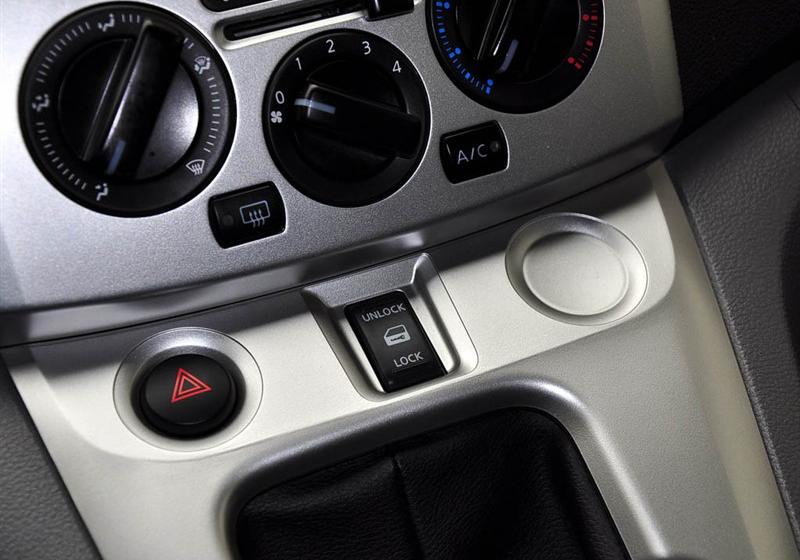 鄭州日產 日產NV200 2010款 1.6 豪華型