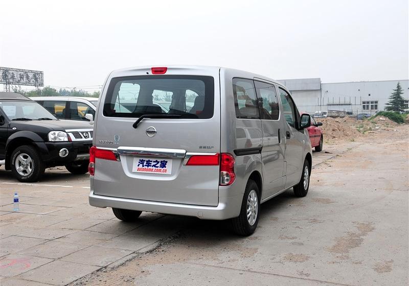 鄭州日產 日產NV200 2011款 1.6 尊雅型 232座