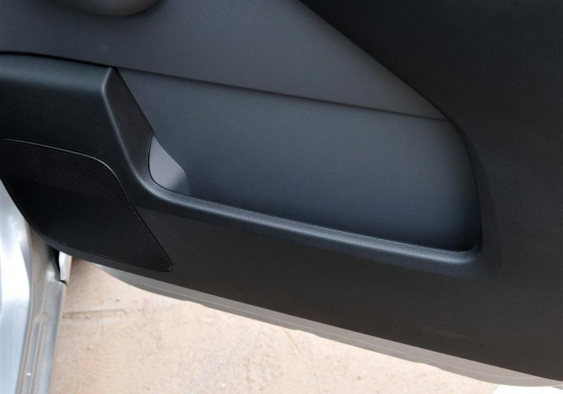 鄭州日產(chǎn) 日產(chǎn)NV200 2011款 1.6 尊雅型 232座