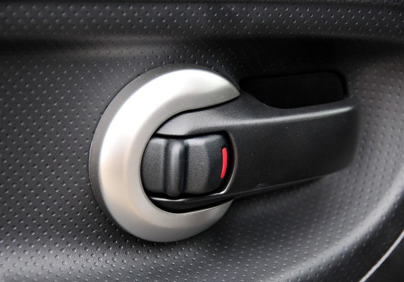 鄭州日產 日產NV200 2011款 1.6 尊貴型 223座