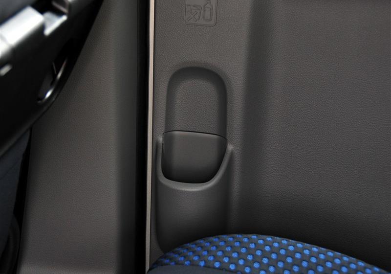 鄭州日產 日產NV200 2011款 1.6 尊貴型 223座