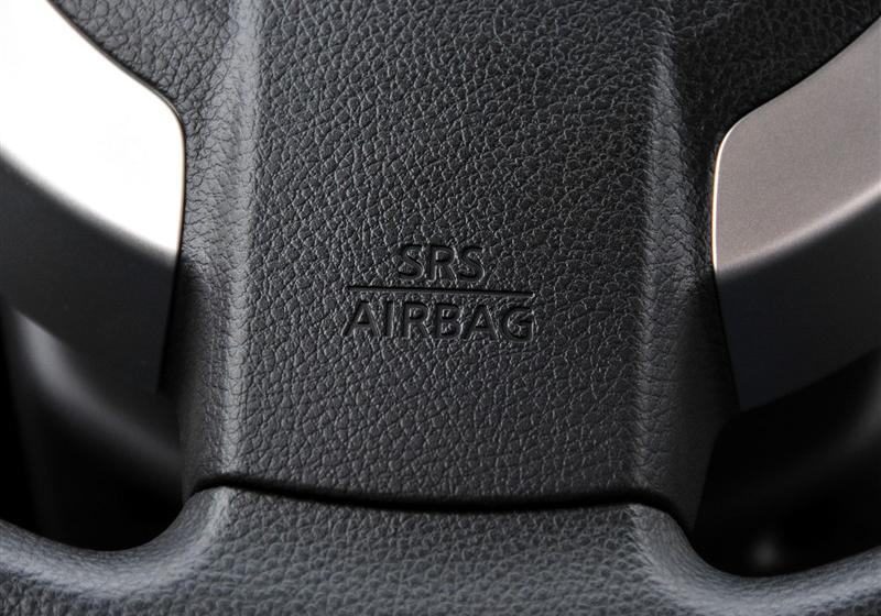 鄭州日產(chǎn) 日產(chǎn)NV200 2011款 1.6 尊貴型 223座