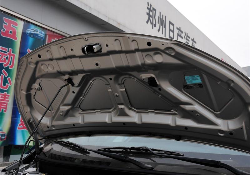 鄭州日產(chǎn) 日產(chǎn)NV200 2011款 1.6 尊貴型 223座