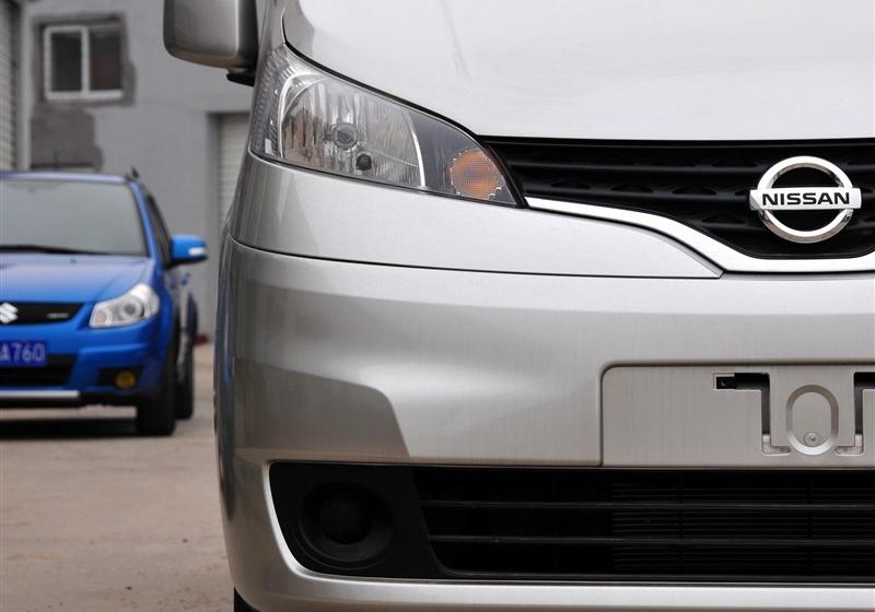 鄭州日產(chǎn) 日產(chǎn)NV200 2011款 1.6 尊貴型 223座