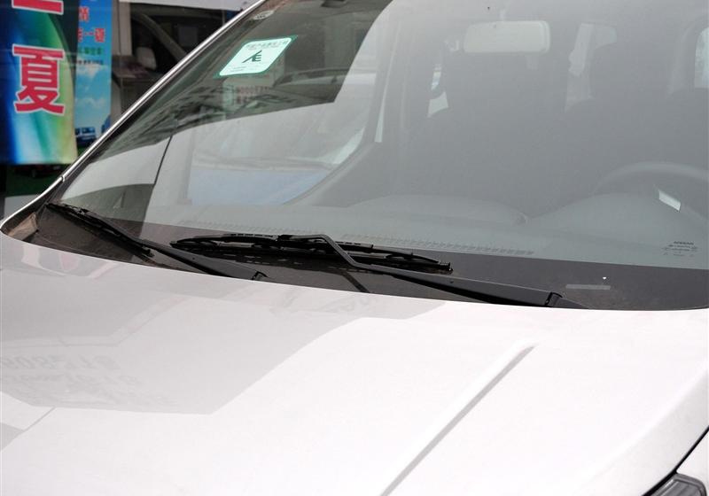 鄭州日產 日產NV200 2011款 1.6 尊貴型 223座