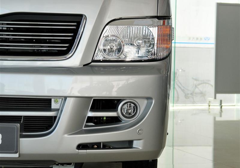 奇瑞汽車 威麟H3 2011款 2.0T 豪華型