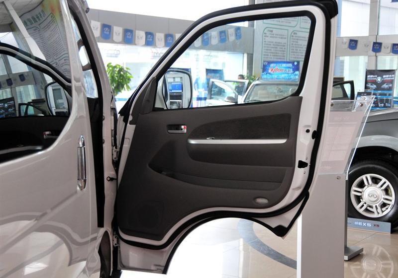 奇瑞汽車 威麟H5 2010款 2.0TCI豪華型