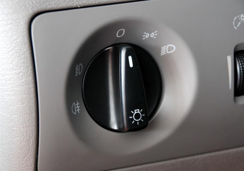 奇瑞汽車 威麟H5 2010款 2.0TCI豪華型