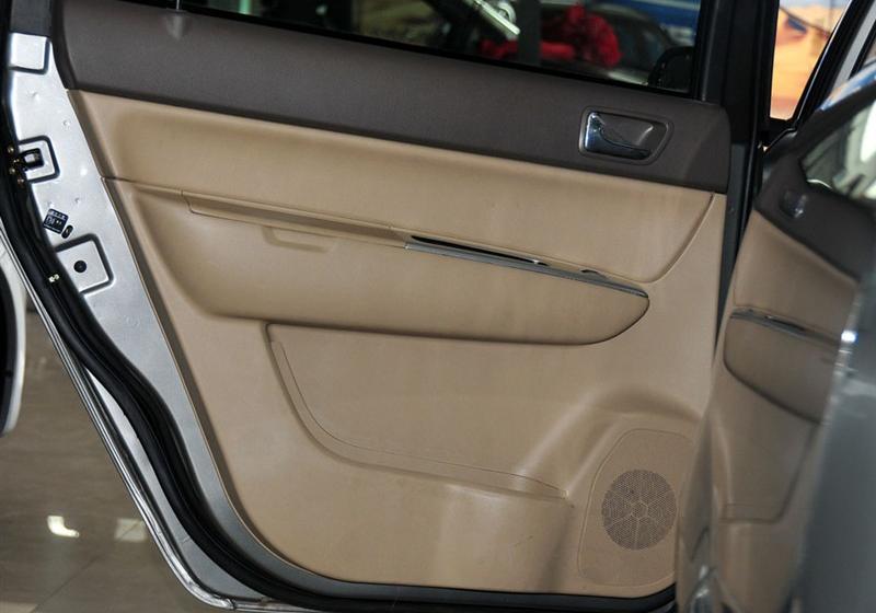 奇瑞汽車 威麟V5 2009款 2.0L 5MT 豪華型