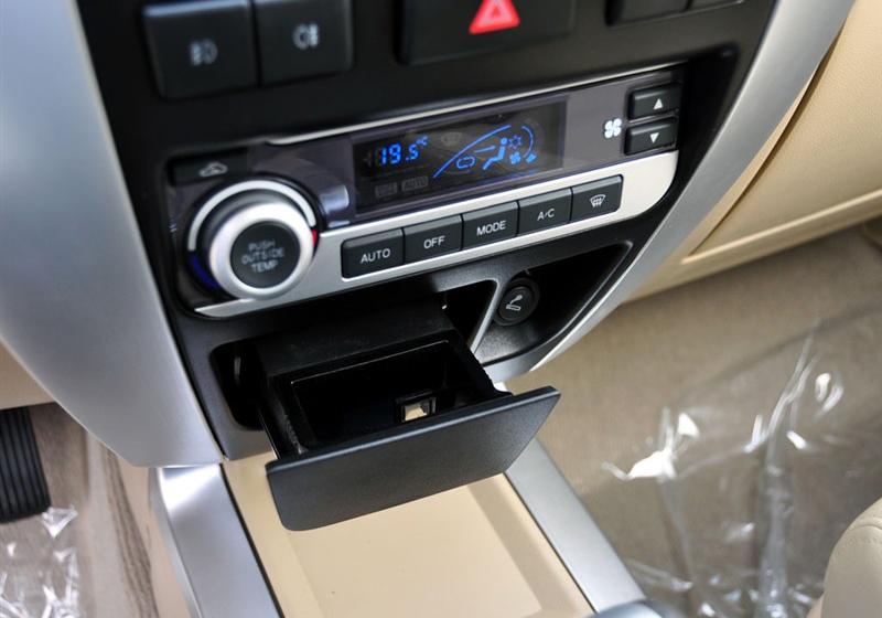 奇瑞汽車 威麟V5 2009款 2.0L 4AT 豪華型