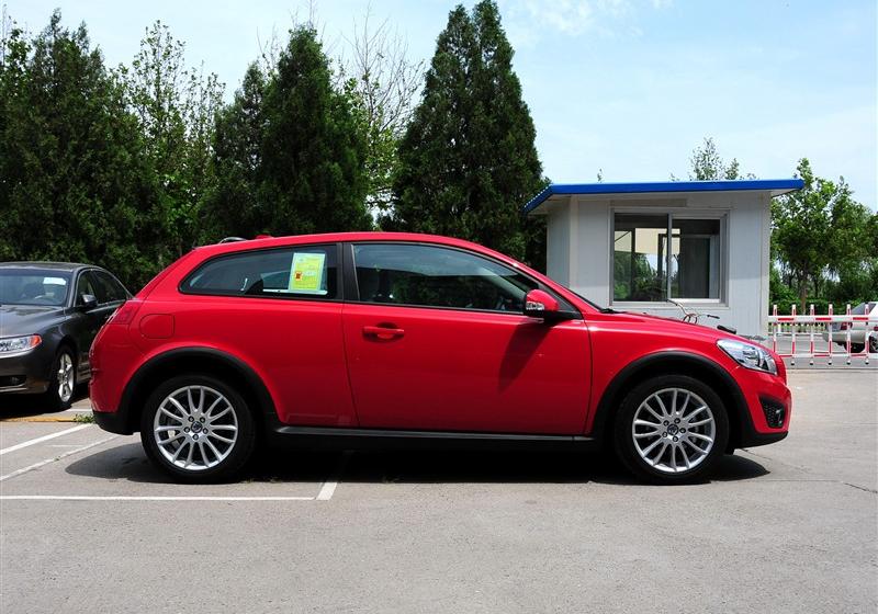 沃爾沃(進口) 沃爾沃C30 2012款 2.0 Aktiv 樂動套裝版