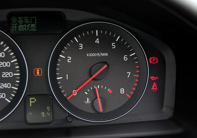 沃爾沃(進口) 沃爾沃C30 2012款 2.0 Aktiv 樂動套裝版