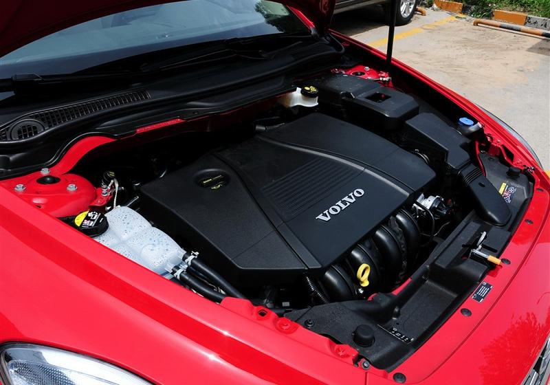 沃爾沃(進口) 沃爾沃C30 2012款 2.0 Aktiv 樂動套裝版