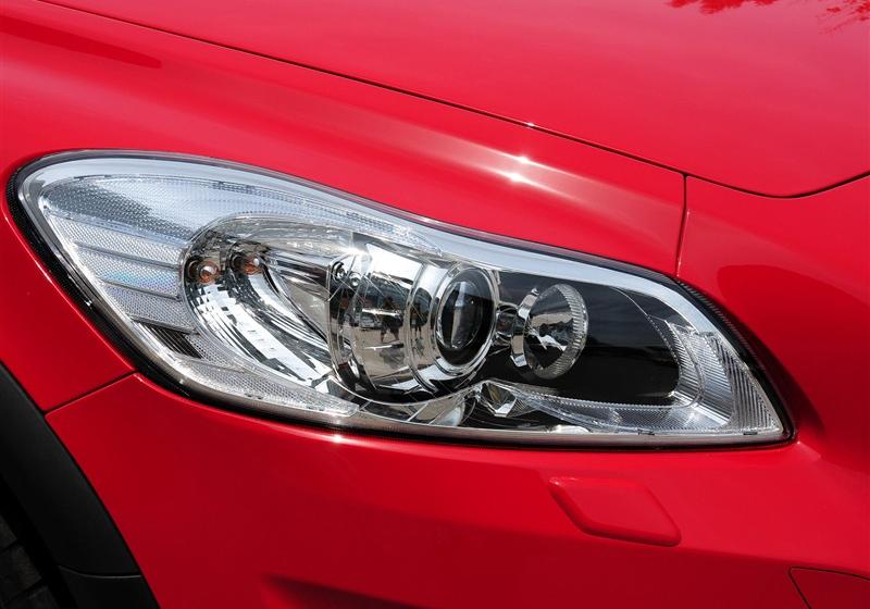 沃爾沃(進(jìn)口) 沃爾沃C30 2012款 2.0 Aktiv 樂動(dòng)套裝版