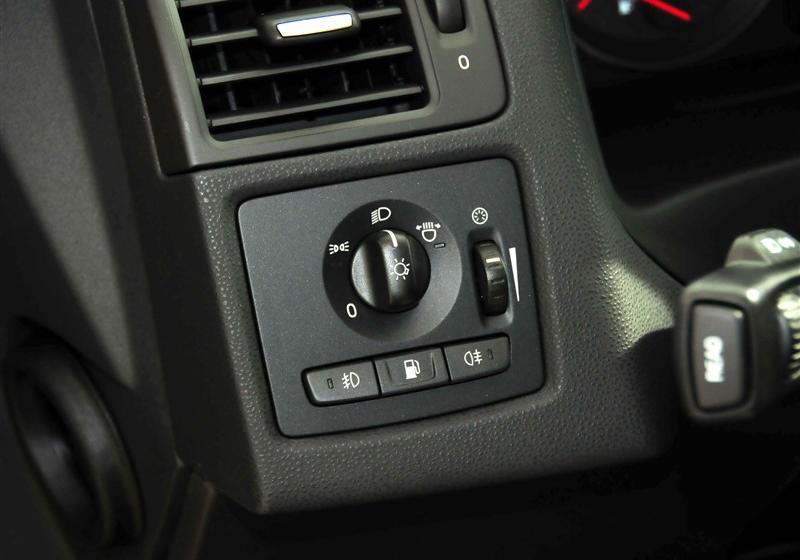 沃爾沃(進口) 沃爾沃C30 2012款 2.0 Aktiv 炫動套裝版