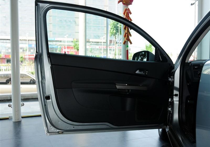 沃爾沃(進(jìn)口) 沃爾沃C30 2011款 2.0 智尚版