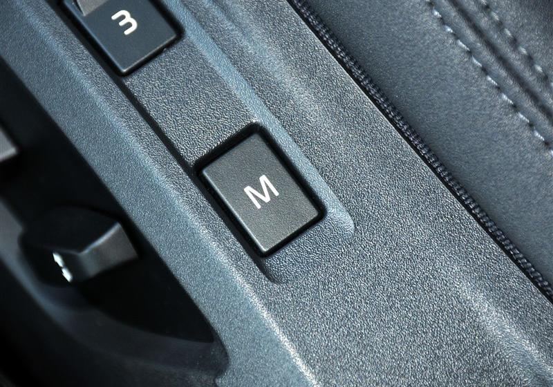 沃爾沃(進口) 沃爾沃C30 2011款 2.0 智尚版