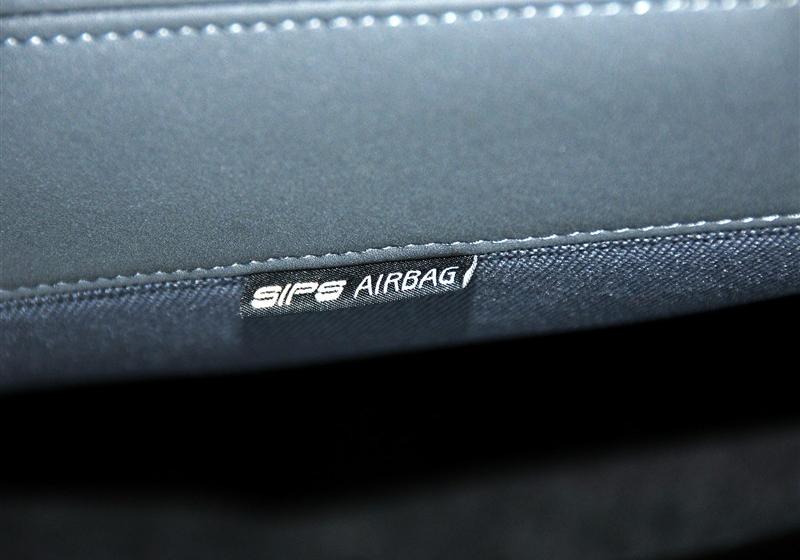 沃爾沃(進口) 沃爾沃C30 2011款 2.0 智尚版