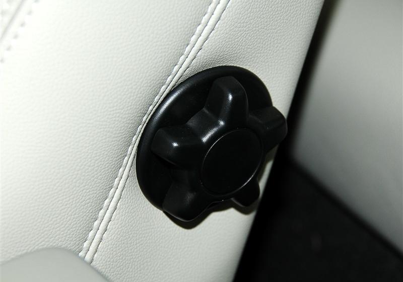 沃爾沃(進(jìn)口) 沃爾沃C30 2011款 2.0 智雅版