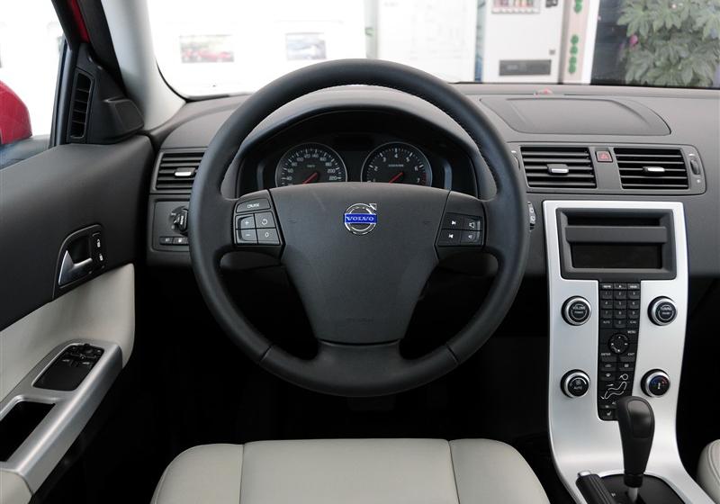 沃爾沃(進口) 沃爾沃C30 2011款 2.0 智雅版