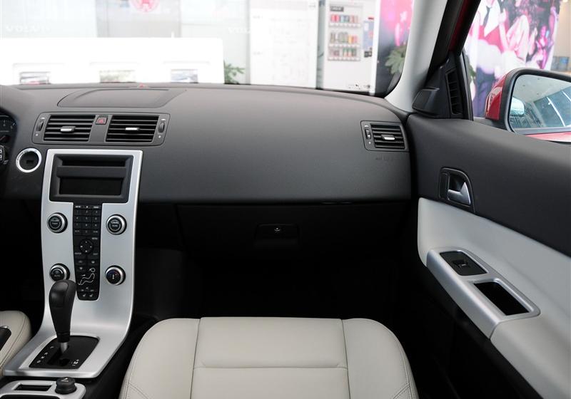 沃爾沃(進口) 沃爾沃C30 2011款 2.0 智雅版