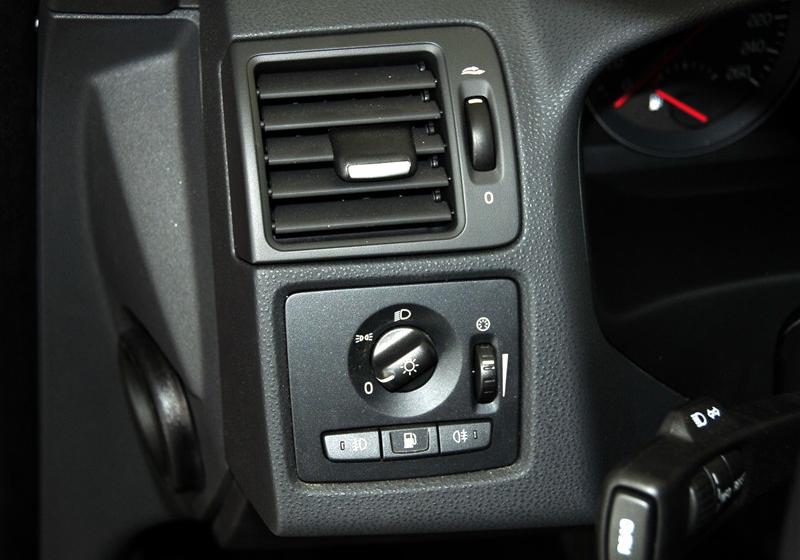 沃爾沃(進口) 沃爾沃C30 2011款 2.0 智雅版