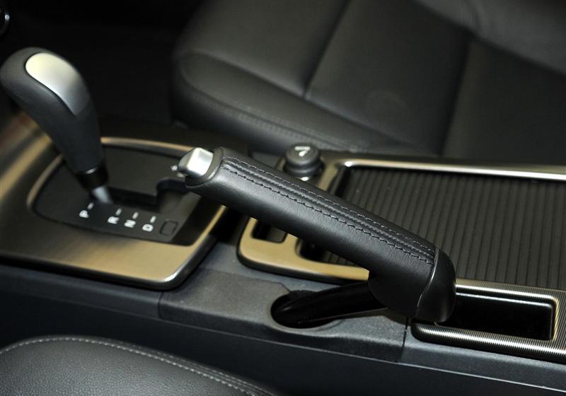 沃爾沃(進口) 沃爾沃C30 2011款 2.0 R-Design