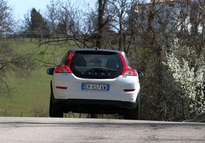 沃爾沃(進(jìn)口) 沃爾沃C30 2011款 2.0 R-Design