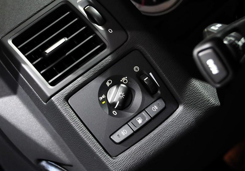 沃爾沃(進口) 沃爾沃C70 2010款 2.5 T5