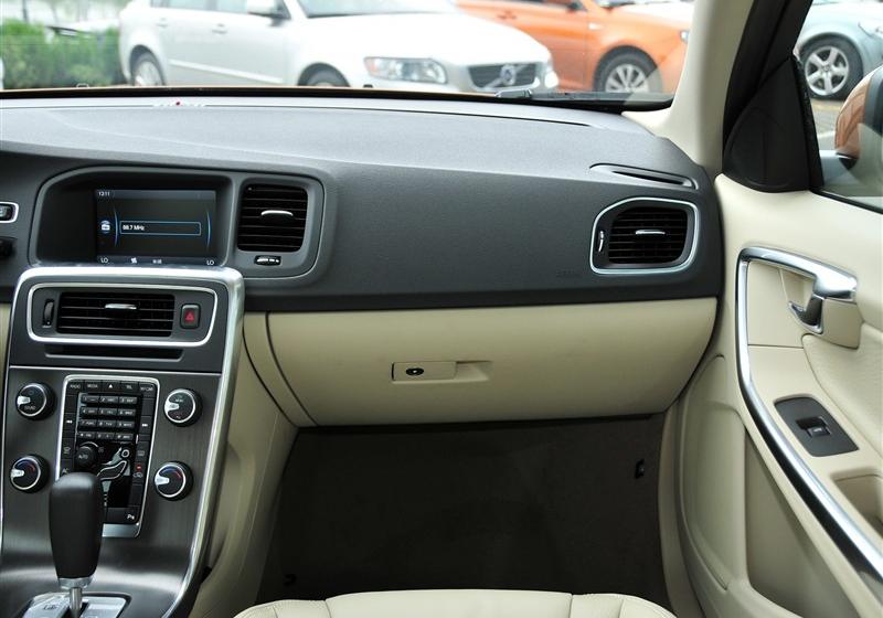 沃爾沃(進口) 沃爾沃S60 2012款 1.6T DRIVe 舒適版