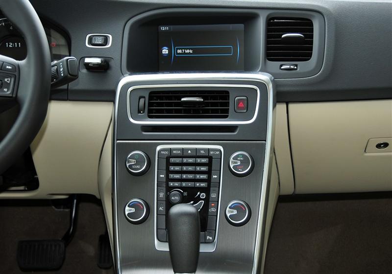 沃爾沃(進(jìn)口) 沃爾沃S60 2012款 1.6T DRIVe 舒適版