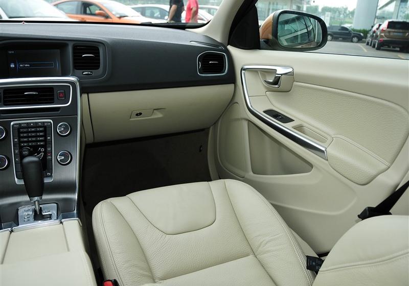 沃爾沃(進口) 沃爾沃S60 2012款 1.6T DRIVe 舒適版