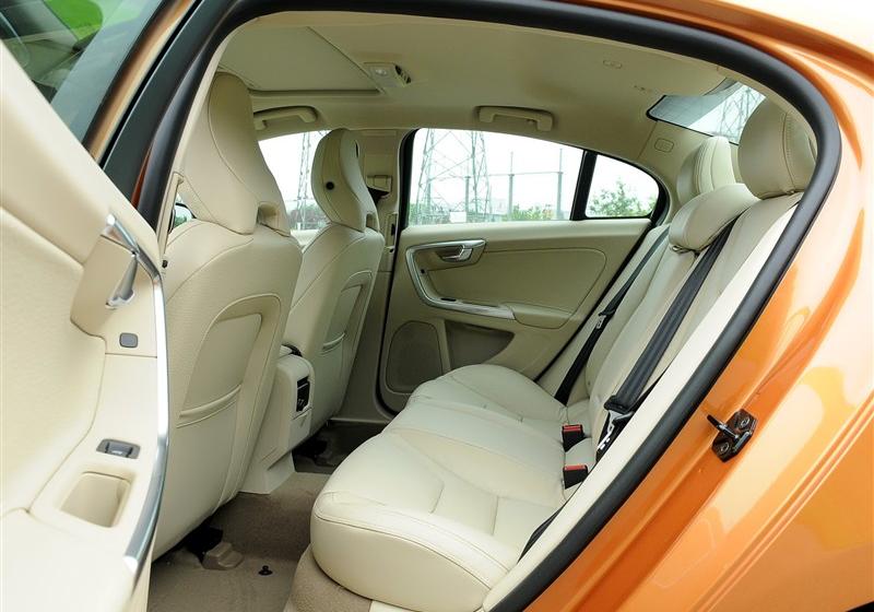 沃爾沃(進(jìn)口) 沃爾沃S60 2012款 1.6T DRIVe 智雅版