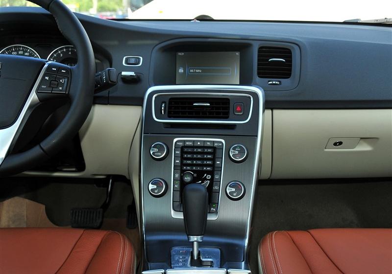 沃爾沃(進口) 沃爾沃S60 2012款 1.6T DRIVe 智雅版