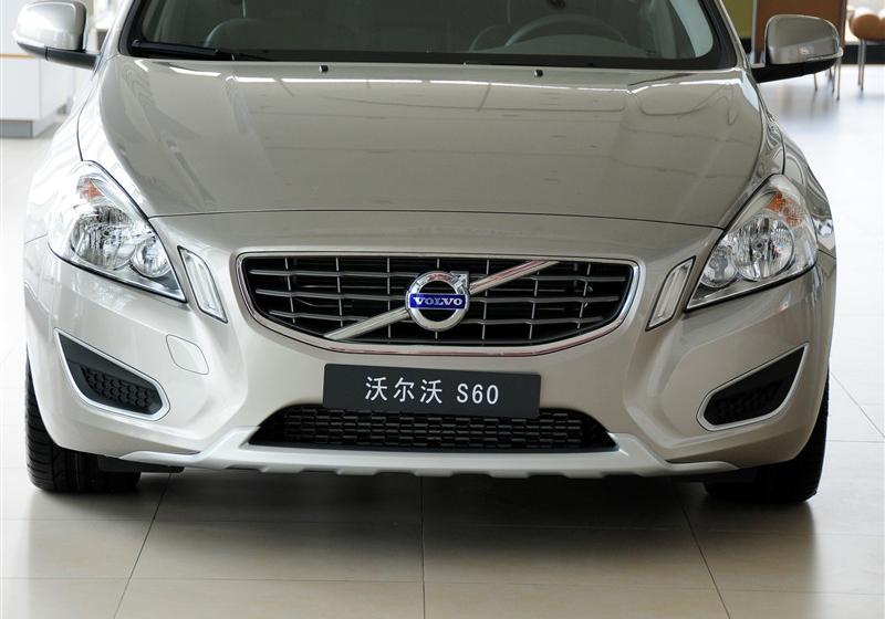 沃爾沃(進口) 沃爾沃S60 2011款 2.0T 智尚版