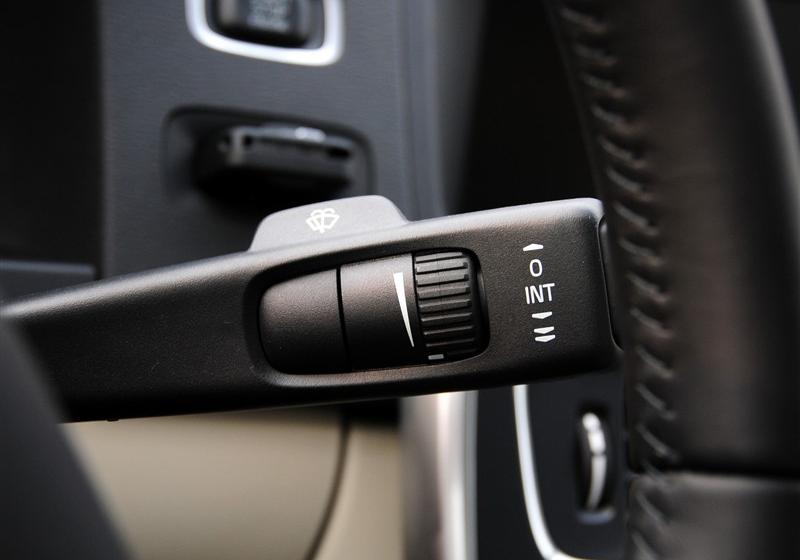 沃爾沃(進口) 沃爾沃S60 2011款 2.0T 舒適版