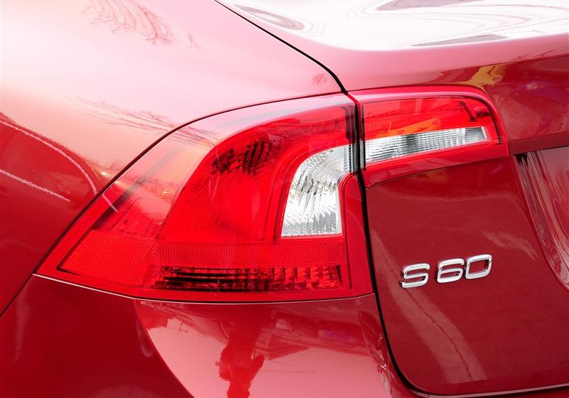 沃爾沃(進口) 沃爾沃S60 2011款 2.0T 舒適版