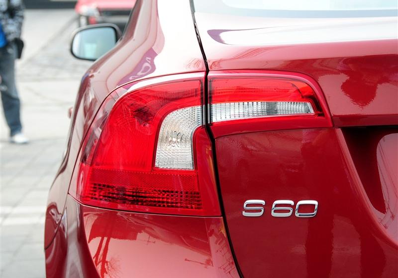 沃爾沃(進口) 沃爾沃S60 2011款 2.0T 舒適版