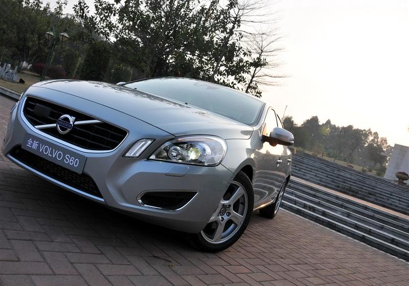 沃爾沃(進口) 沃爾沃S60 2011款 2.0T 智雅版
