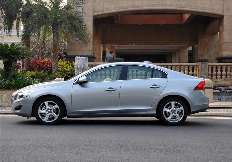 沃爾沃(進口) 沃爾沃S60 2011款 2.0T 智雅版