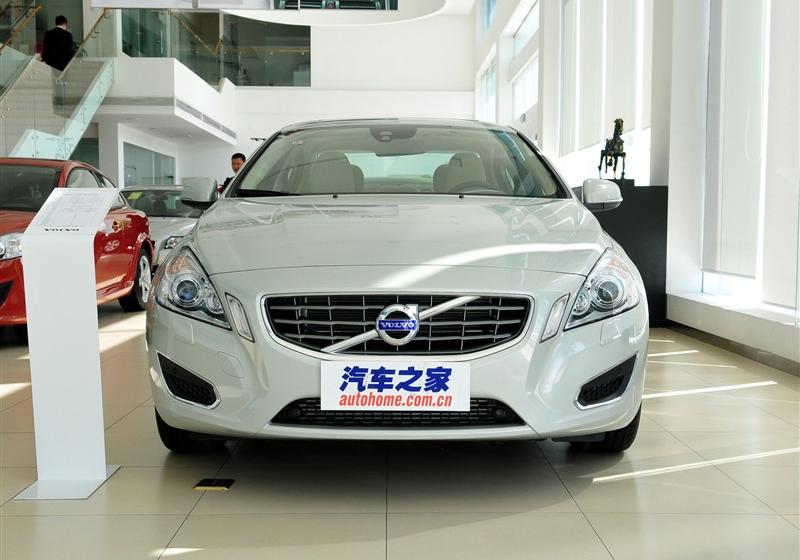 沃爾沃(進(jìn)口) 沃爾沃S60 2011款 2.0T 智雅版