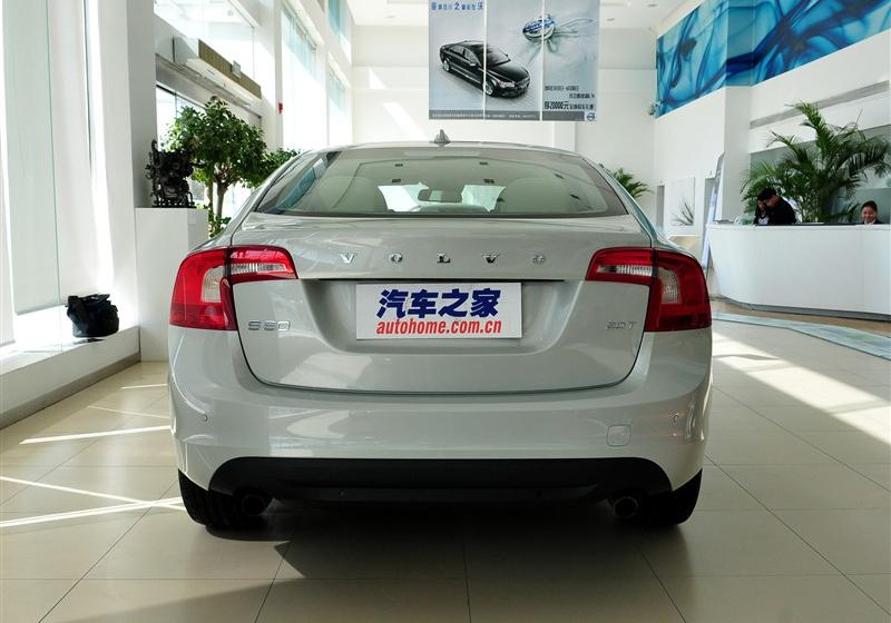 沃爾沃(進(jìn)口) 沃爾沃S60 2011款 2.0T 智雅版