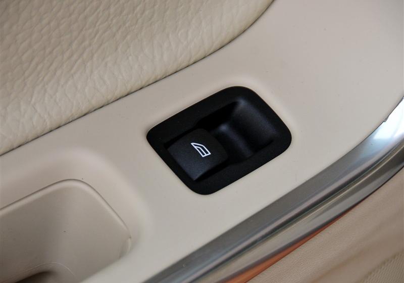 沃爾沃(進口) 沃爾沃S60 2011款 2.0T 智雅版