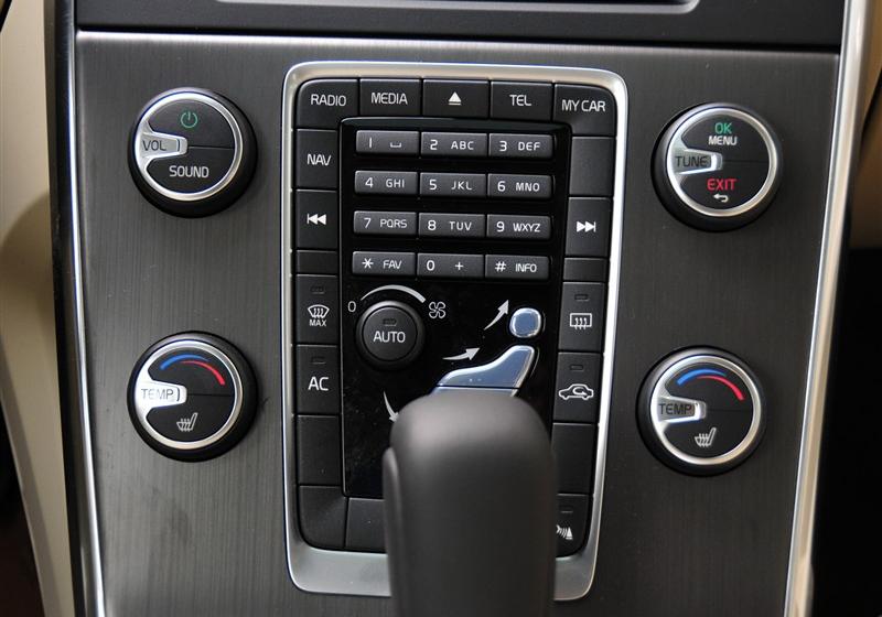 沃爾沃(進口) 沃爾沃S60 2011款 2.0T 智雅版