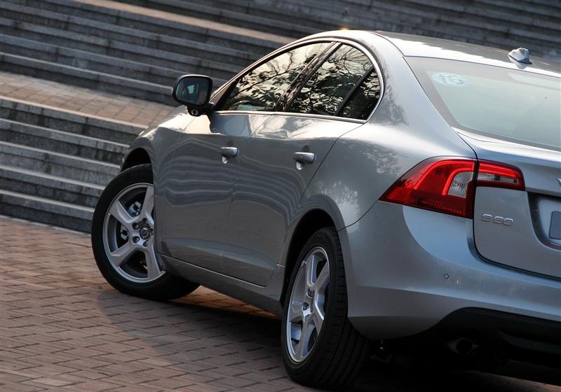 沃爾沃(進口) 沃爾沃S60 2011款 2.0T 智雅版