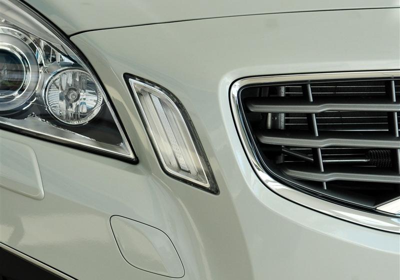 沃爾沃(進(jìn)口) 沃爾沃S60 2011款 2.0T 智雅版