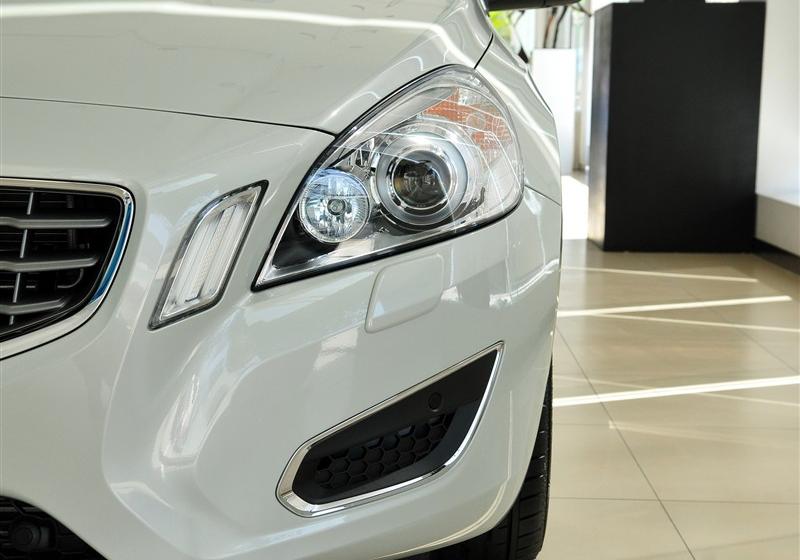 沃爾沃(進(jìn)口) 沃爾沃S60 2011款 2.0T 智雅版