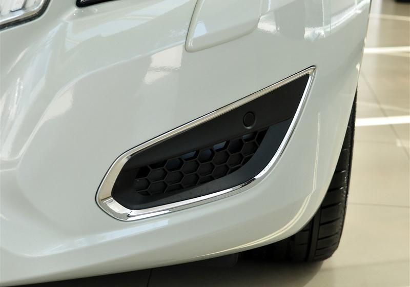 沃爾沃(進(jìn)口) 沃爾沃S60 2011款 2.0T 智雅版