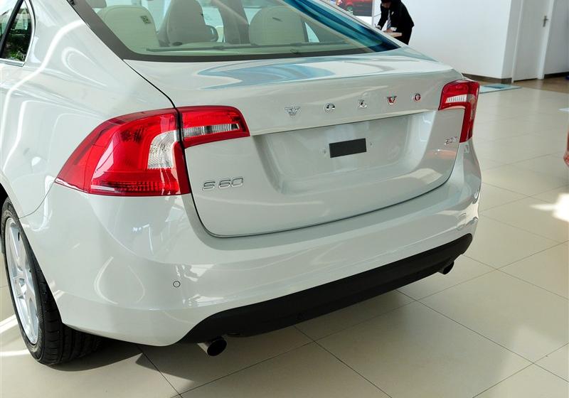 沃爾沃(進口) 沃爾沃S60 2011款 2.0T 智雅版